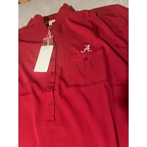 UG Apparel Womens Red Half Cuffed Sleeve Collared Button Up Blouse Top Size 1X - Picture 6 of 6